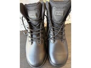 NWOT Magnum stealth force 6.0  boots Men's size 11 waterproof leather tactical